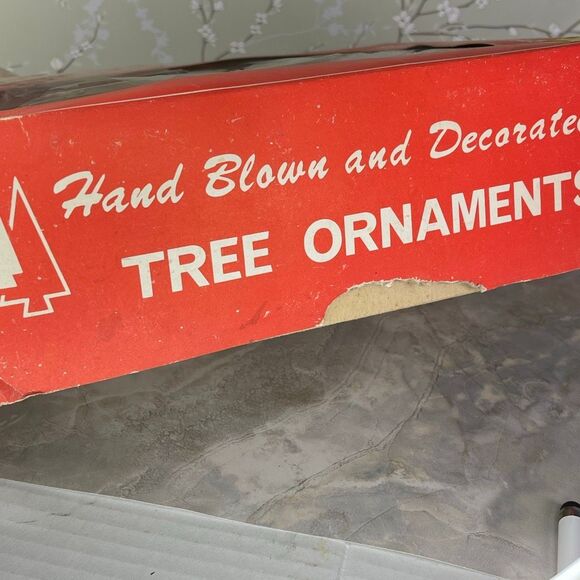 Hand blown & decorated tree ornaments 2 7/8 each - Picture 6 of 7